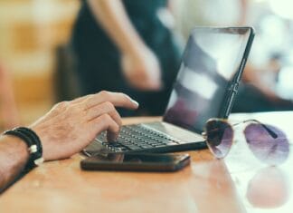 Czym jest mikroekonomia? Prosto i z przykładami